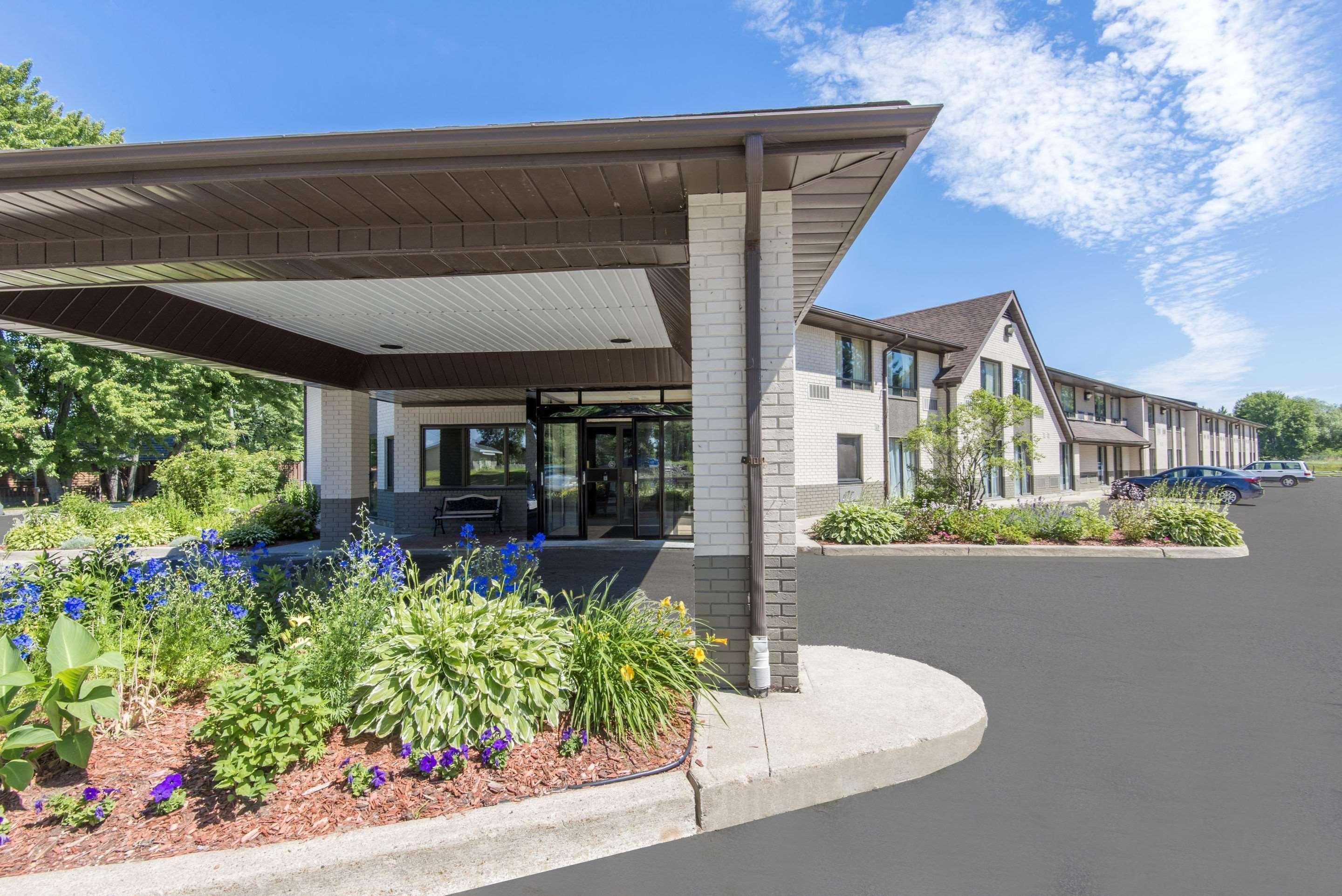 Comfort Inn Lakeshore North Bay Exterior foto