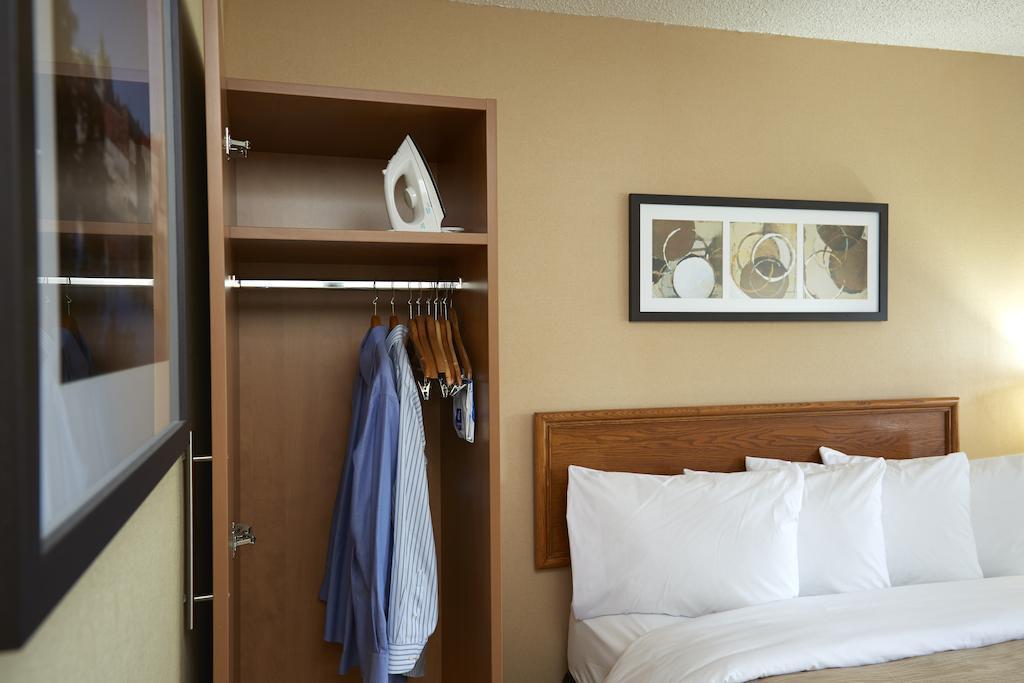 Comfort Inn Lakeshore North Bay Exterior foto